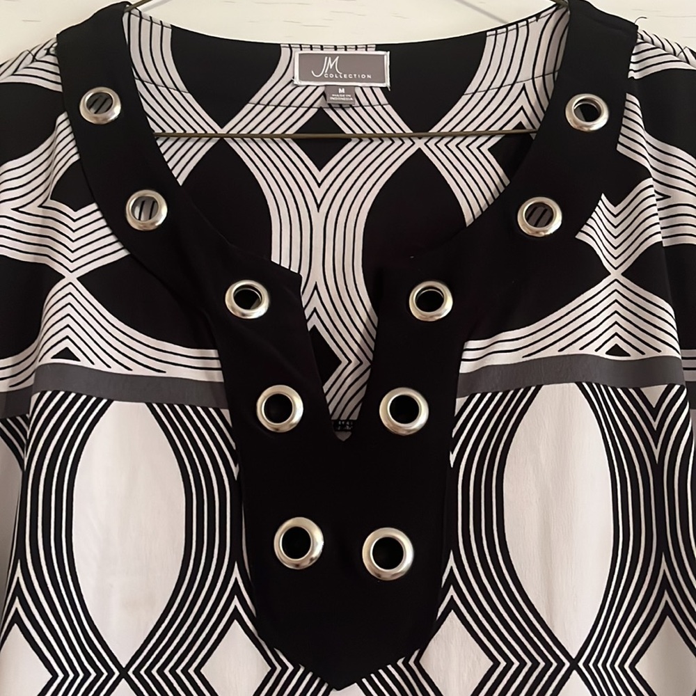 Tunic Top - Picture 2 of 3